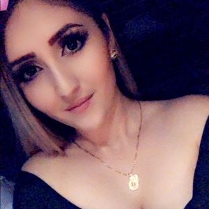 Meet your Posher, Marisol